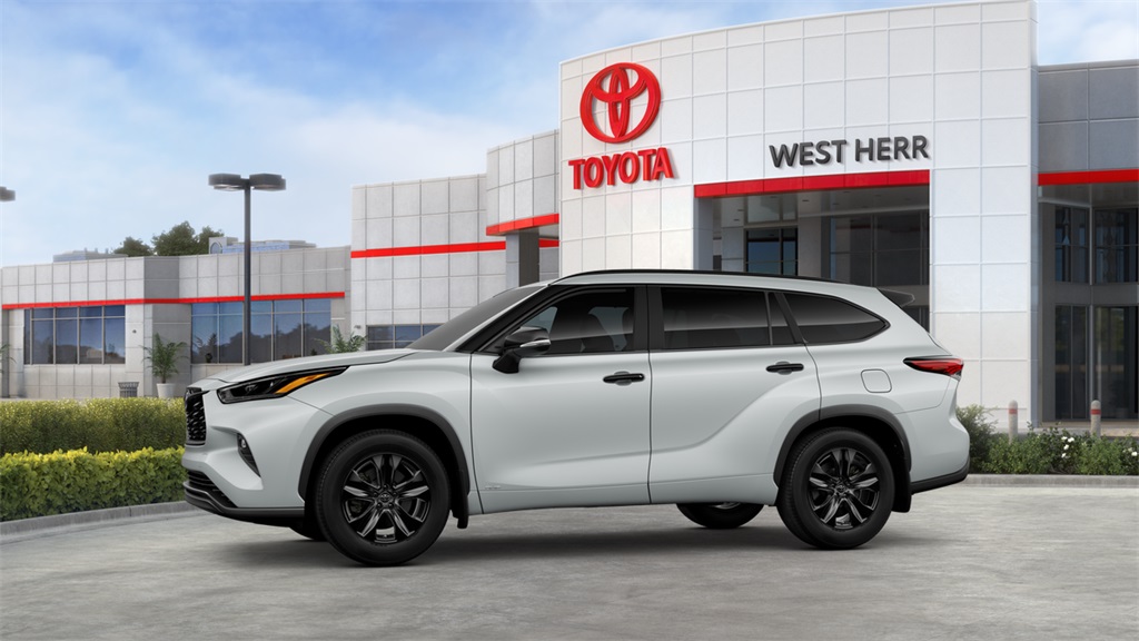 2025 Toyota Highlander Hybrid XLE photo 3
