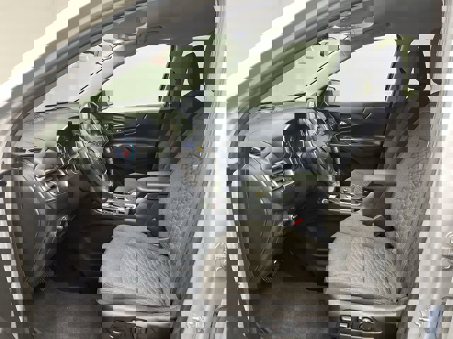 2019 Chevrolet Equinox LT photo 3