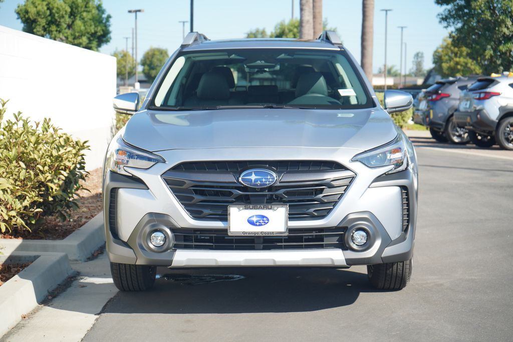 2025 Subaru Outback Touring photo 4