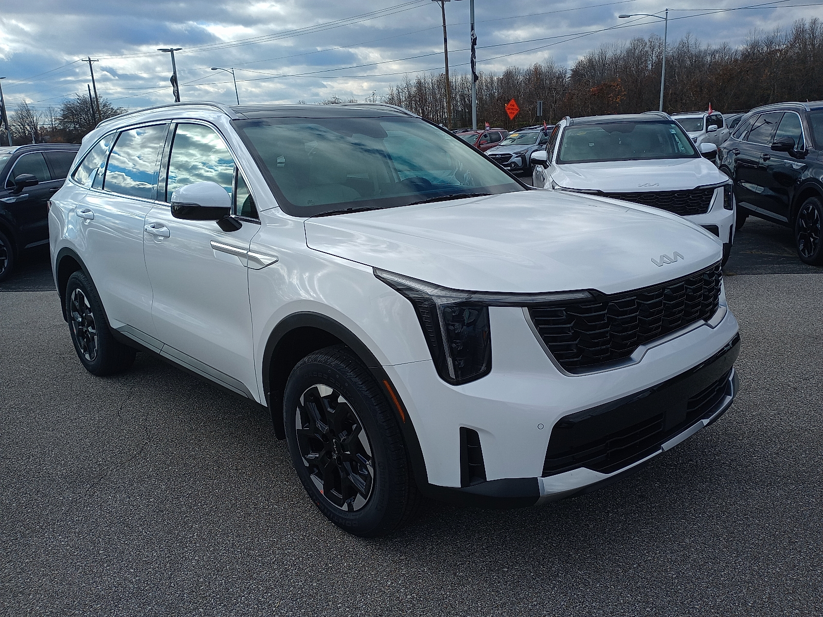 2026 Kia Sorento S's photo