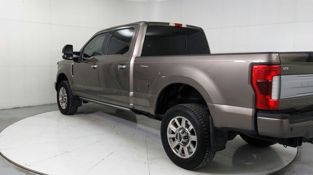 2019 Ford F-350 Limited photo 3