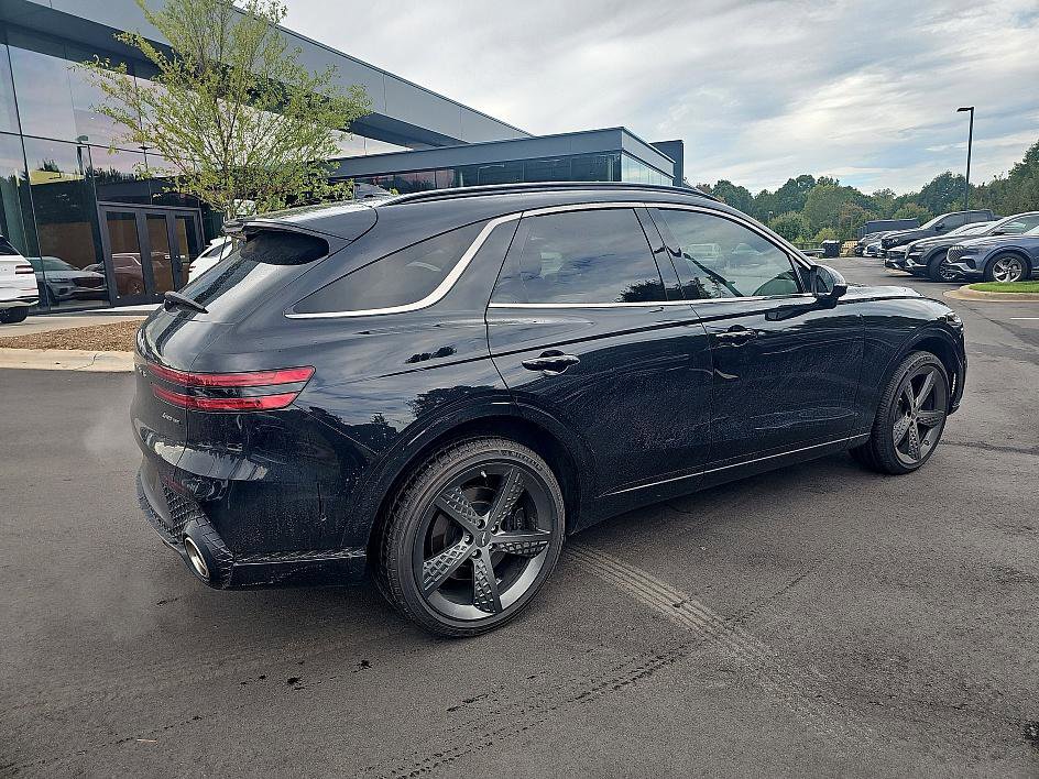 2025 Genesis GV70 3.5T Sport photo 4