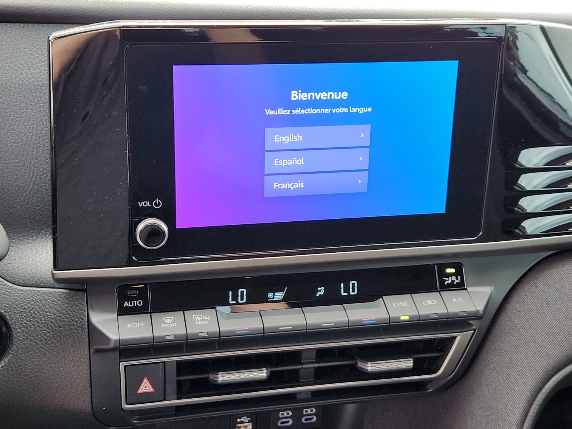 2025 Toyota Camry LE photo 14