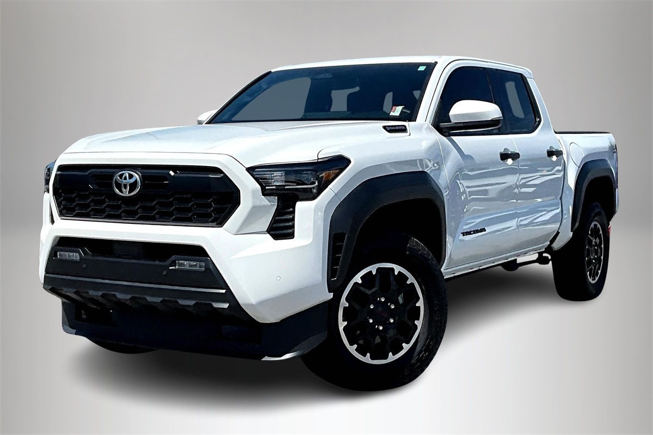 2024 Toyota Tacoma TRD Off Road's photo