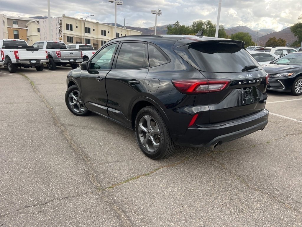 2023 Ford Escape ST-Line photo 9