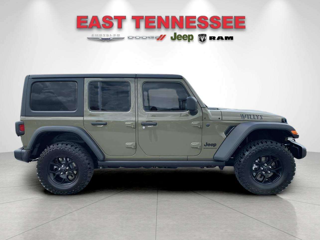 2025 Jeep Wrangler Willys photo 2
