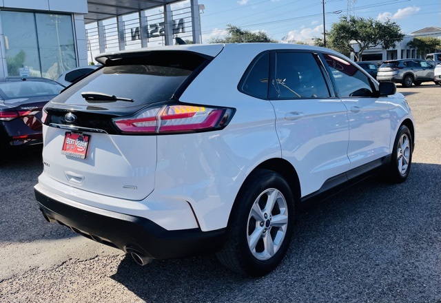 2020 Ford Edge SE photo 5