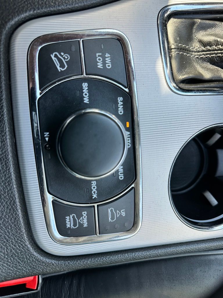 2021 Jeep Grand Cherokee Summit photo 15