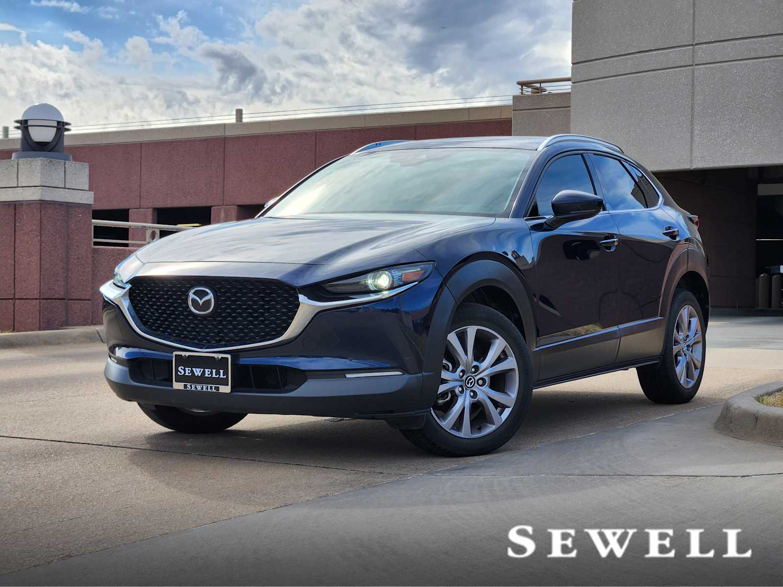 2021 Mazda CX-30 Premium's photo