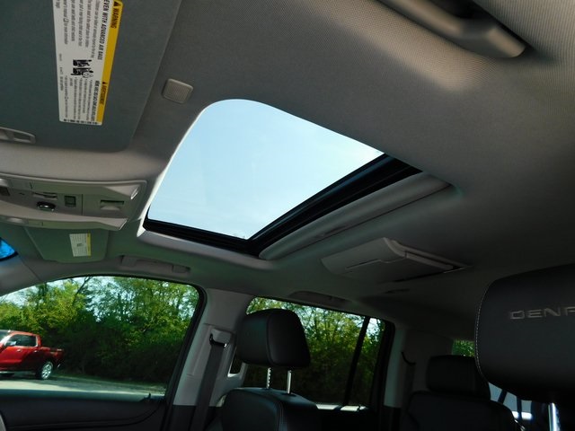 2018 Gmc Yukon XL Denali photo 13