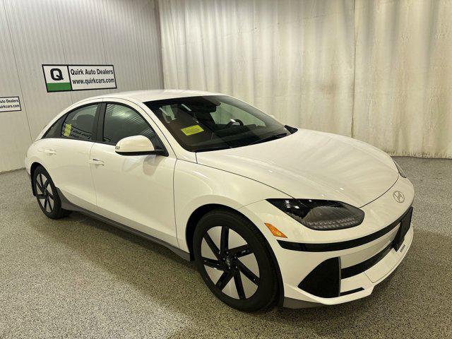 2025 Hyundai Ioniq 6 SE photo 2