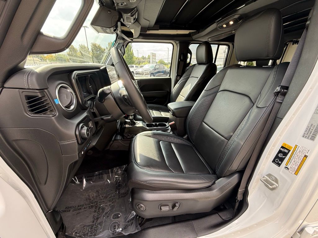 2024 Jeep Wrangler High Altitude 4xe photo 8