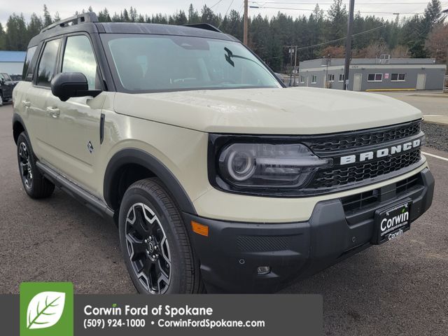 2025 Ford Bronco Sport Outer Banks's photo