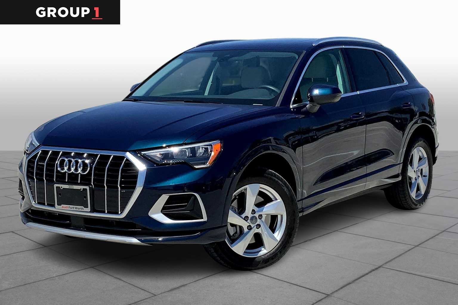 2020 Audi Q3 Premium's photo