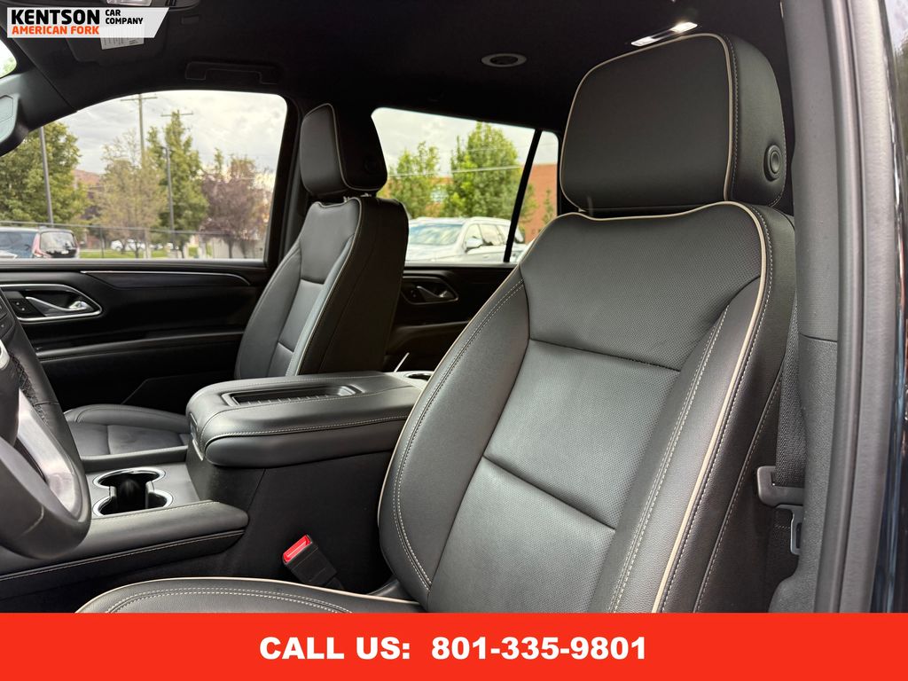 2024 Gmc Yukon SLT photo 29