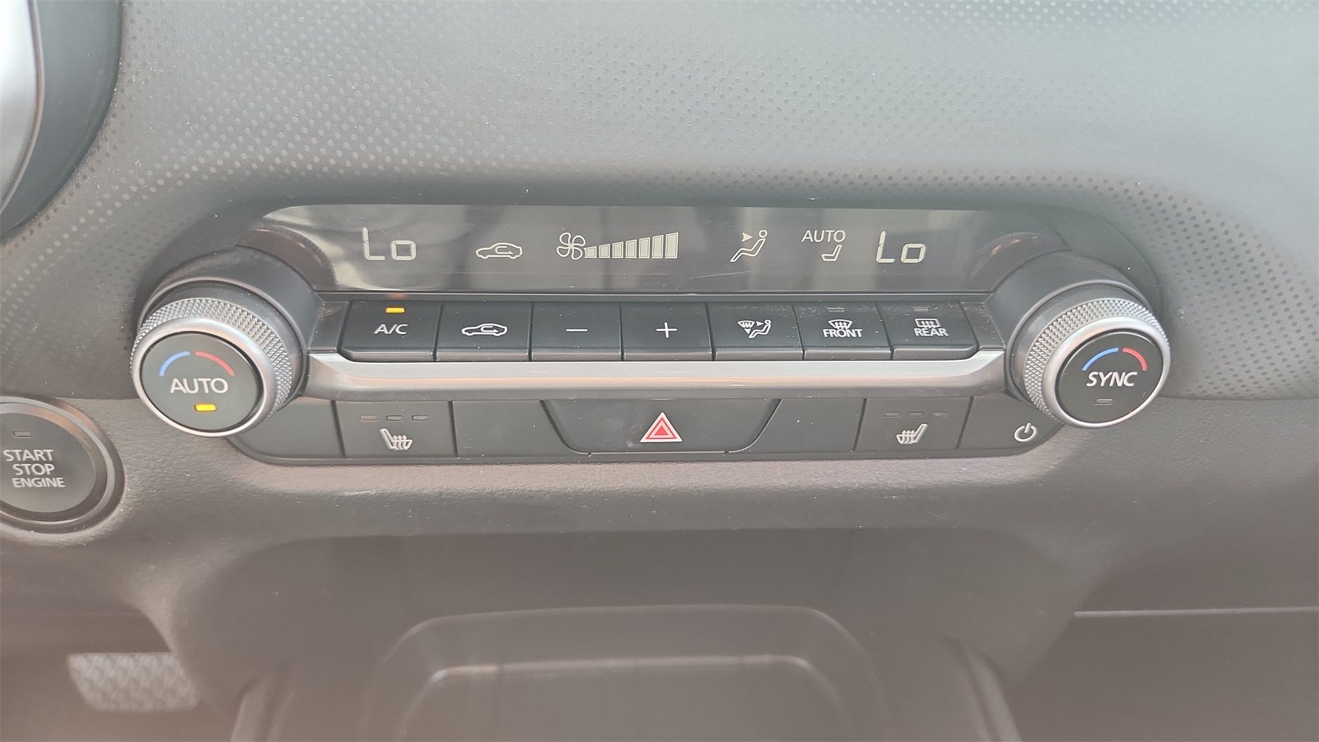 2024 Mazda CX-50 2.5 S Preferred photo 16