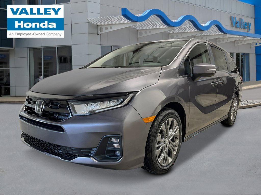 2026 Honda Odyssey Touring's photo