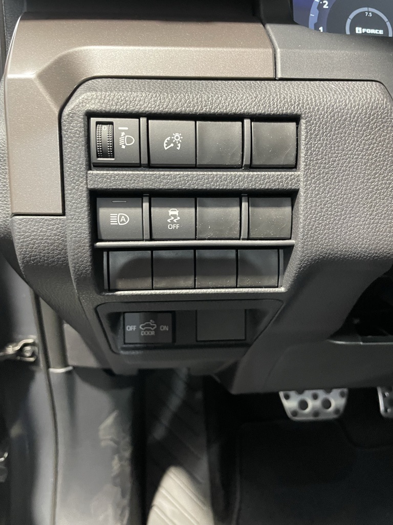 2025 Toyota Tacoma photo 28