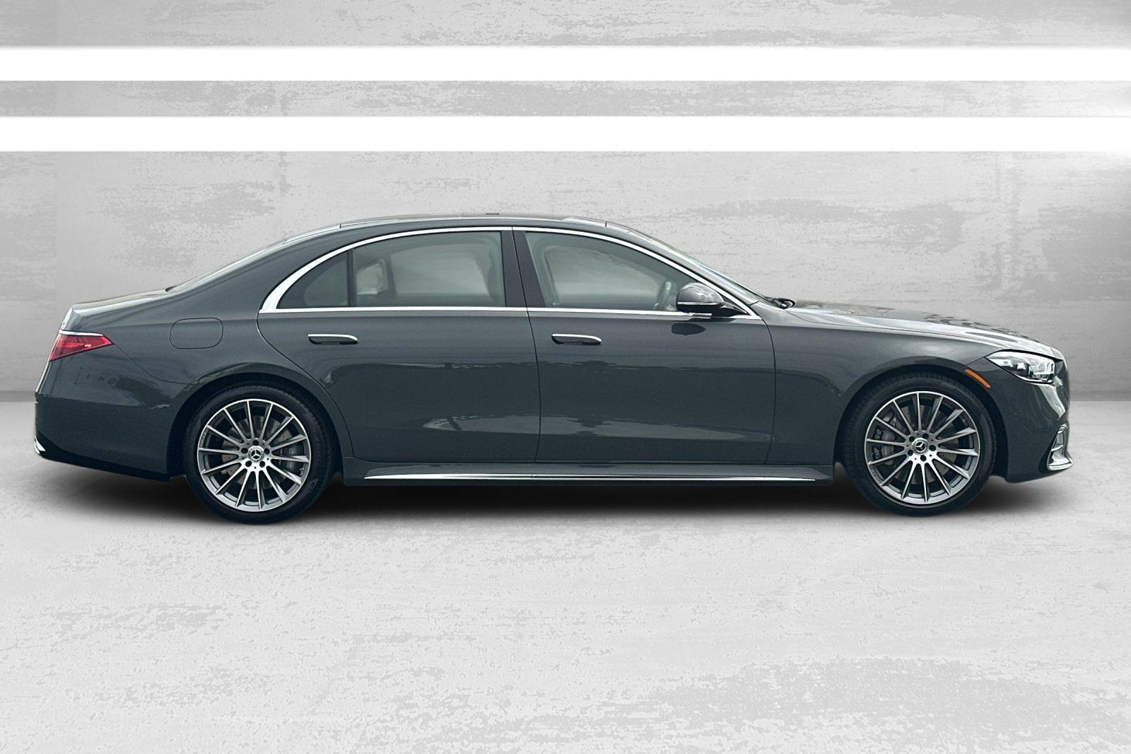 2026 Mercedes Benz S 580 4MATIC photo 2