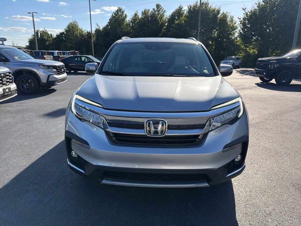 2022 Honda Pilot Touring photo 2