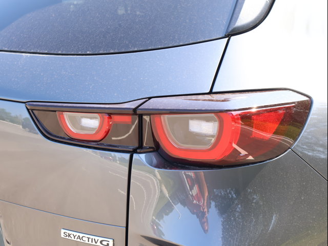 2025 Mazda CX-50 2.5 S Premium photo 9