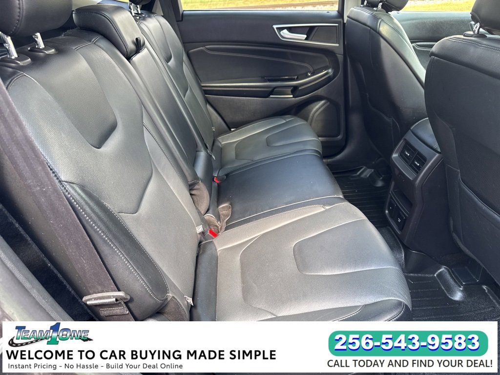 2017 Ford Edge Titanium photo 10