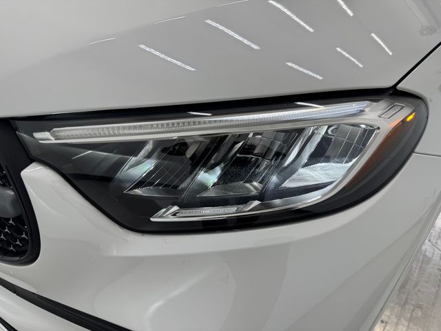 2026 Mercedes Benz GLC 300 photo 28