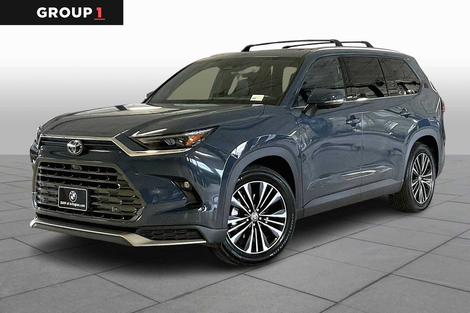 2024 Toyota Grand Highlander Platinum's photo