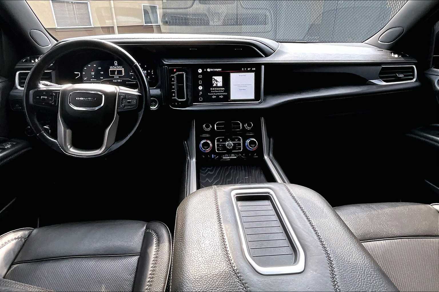 2022 Gmc Yukon Denali photo 19