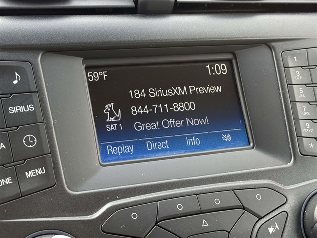 2017 Ford Fusion SE photo 3