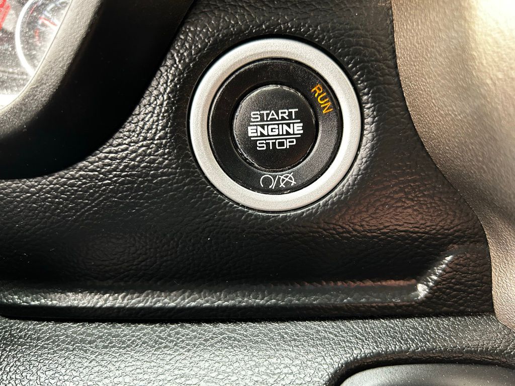 2019 Ram 3500 Laramie photo 25