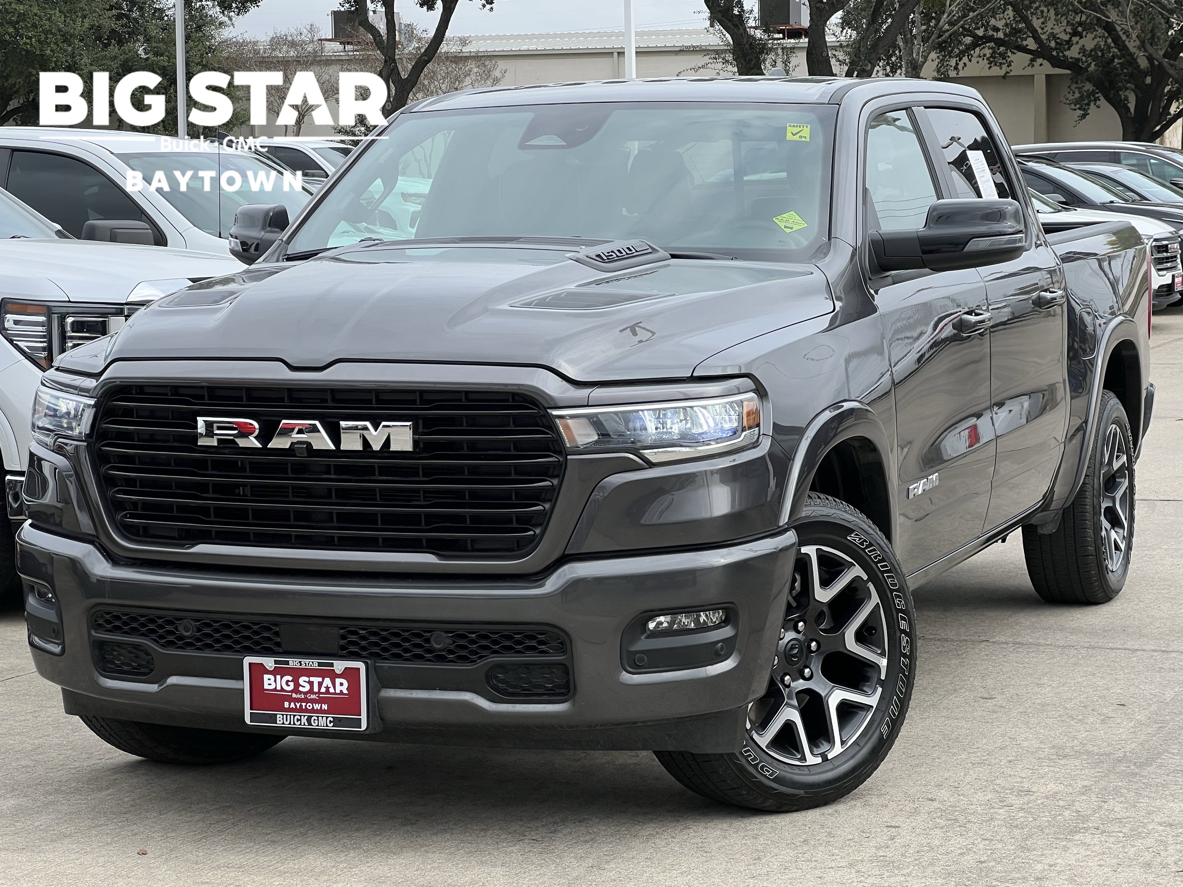 2025 RAM Ram 1500 Pickup Laramie's photo
