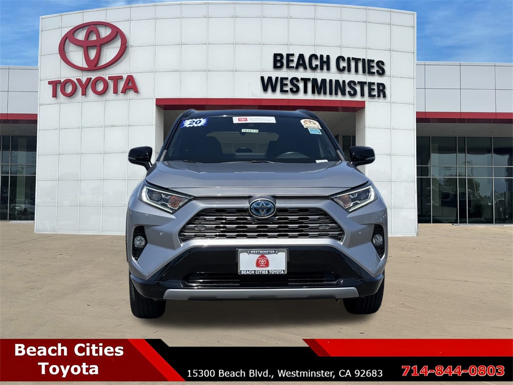 2020 Toyota RAV4 Hybrid XSE photo 2