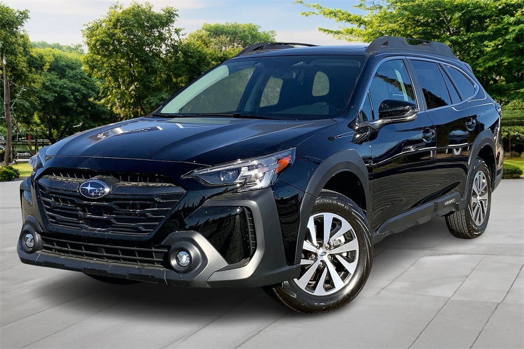 2025 Subaru Outback Premium's photo