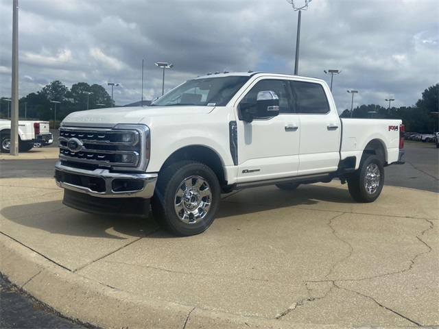 2025 Ford F-350 photo 4