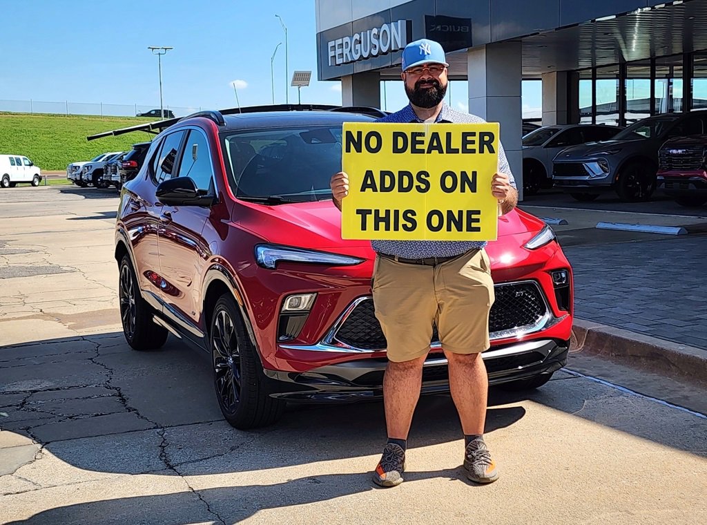 2026 Buick Encore GX Sport Touring's photo