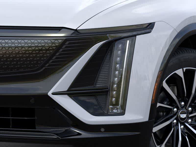 2026 Cadillac Lyriq Sport photo 10