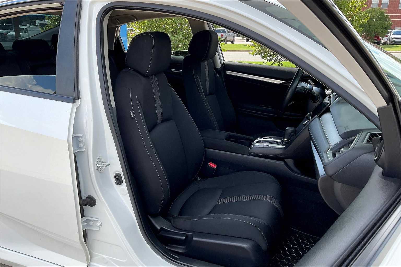 2018 Honda Civic EX-T photo 8
