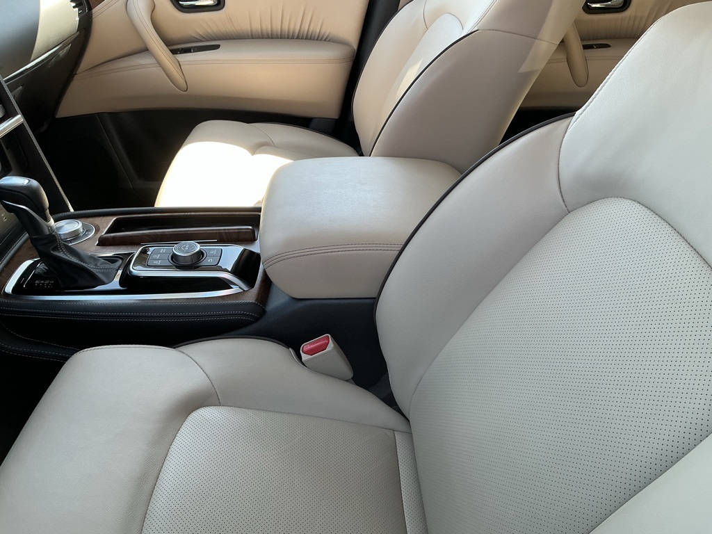 2024 Nissan Armada SL photo 4