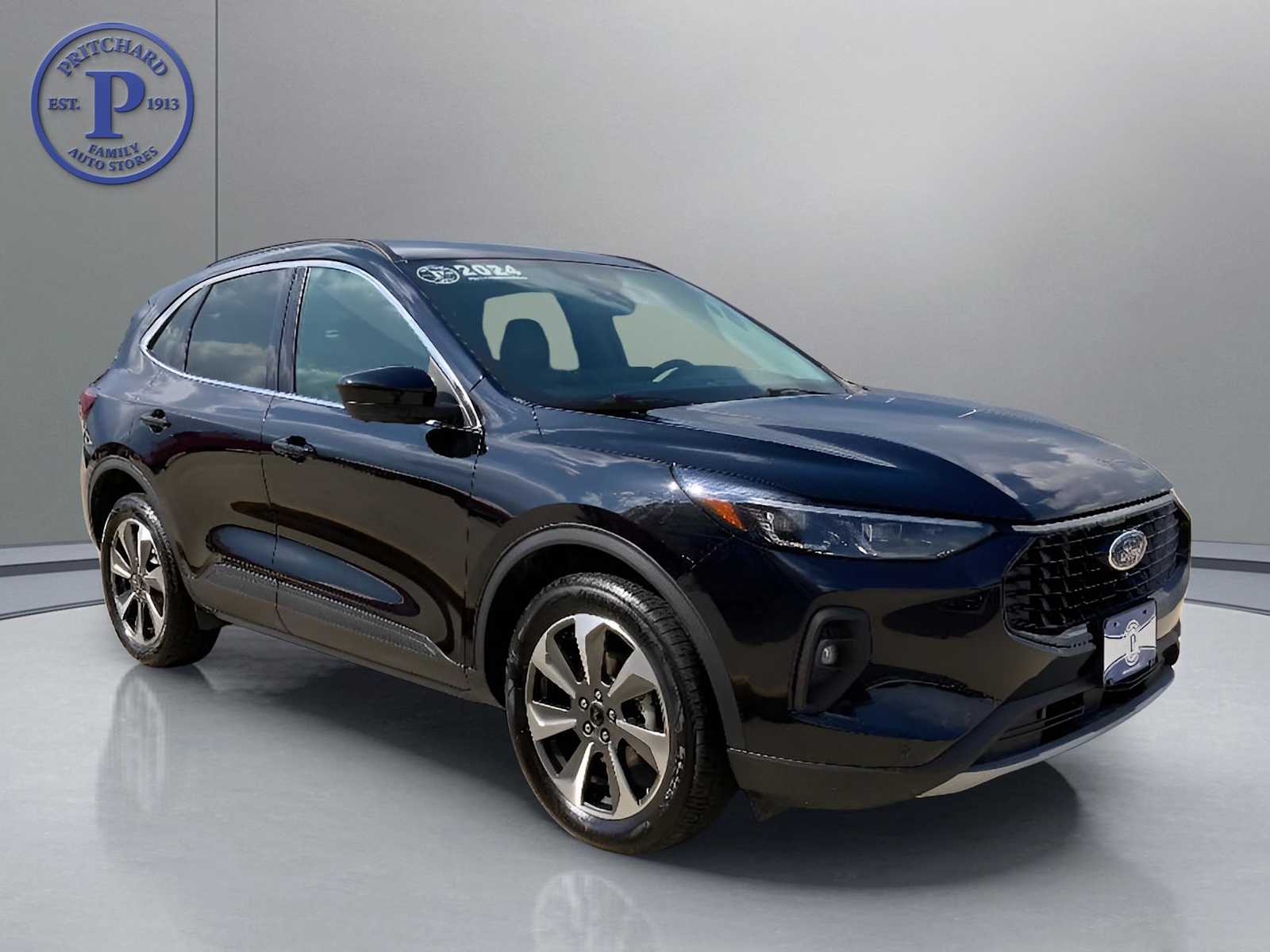 2024 Ford Escape Platinum's photo