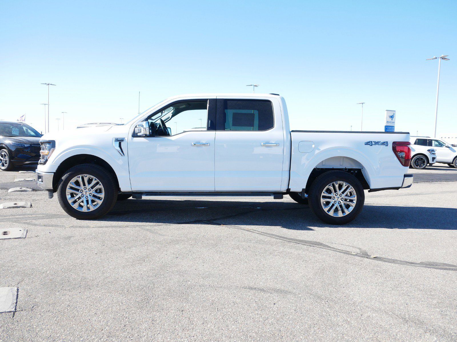 2024 Ford F-150 XLT photo 2