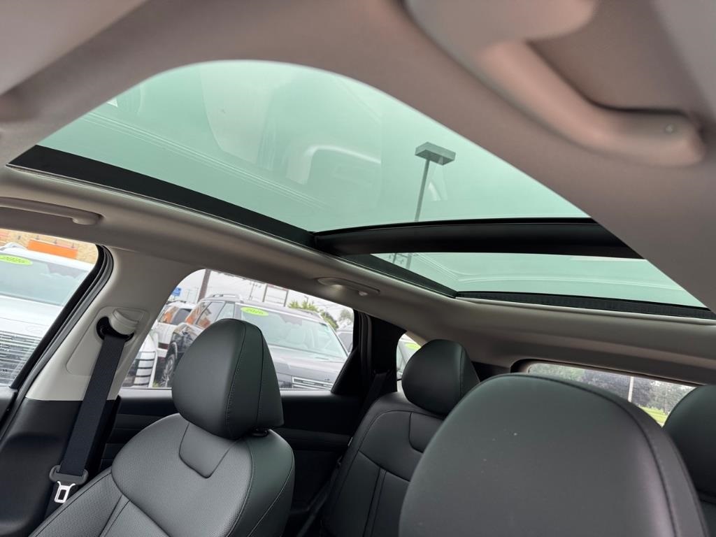 2025 Hyundai Tucson Hybrid SEL Convenience photo 4