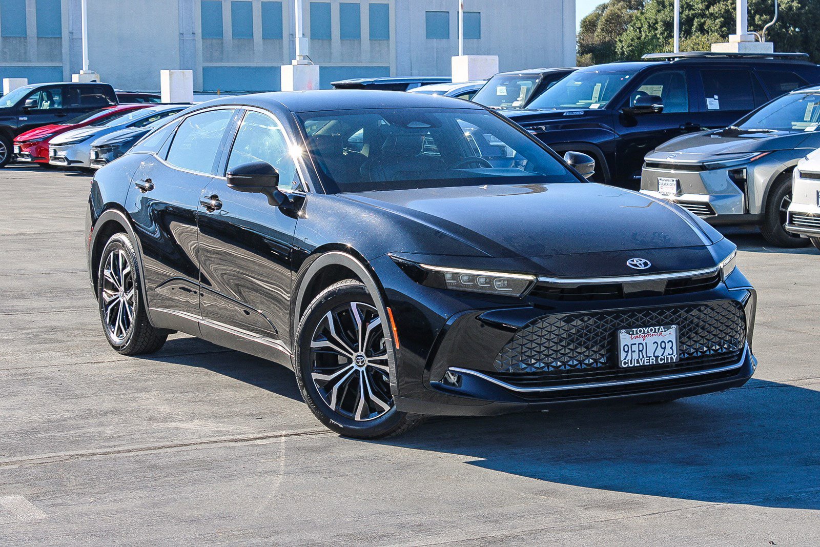 2023 Toyota Crown Limited's photo