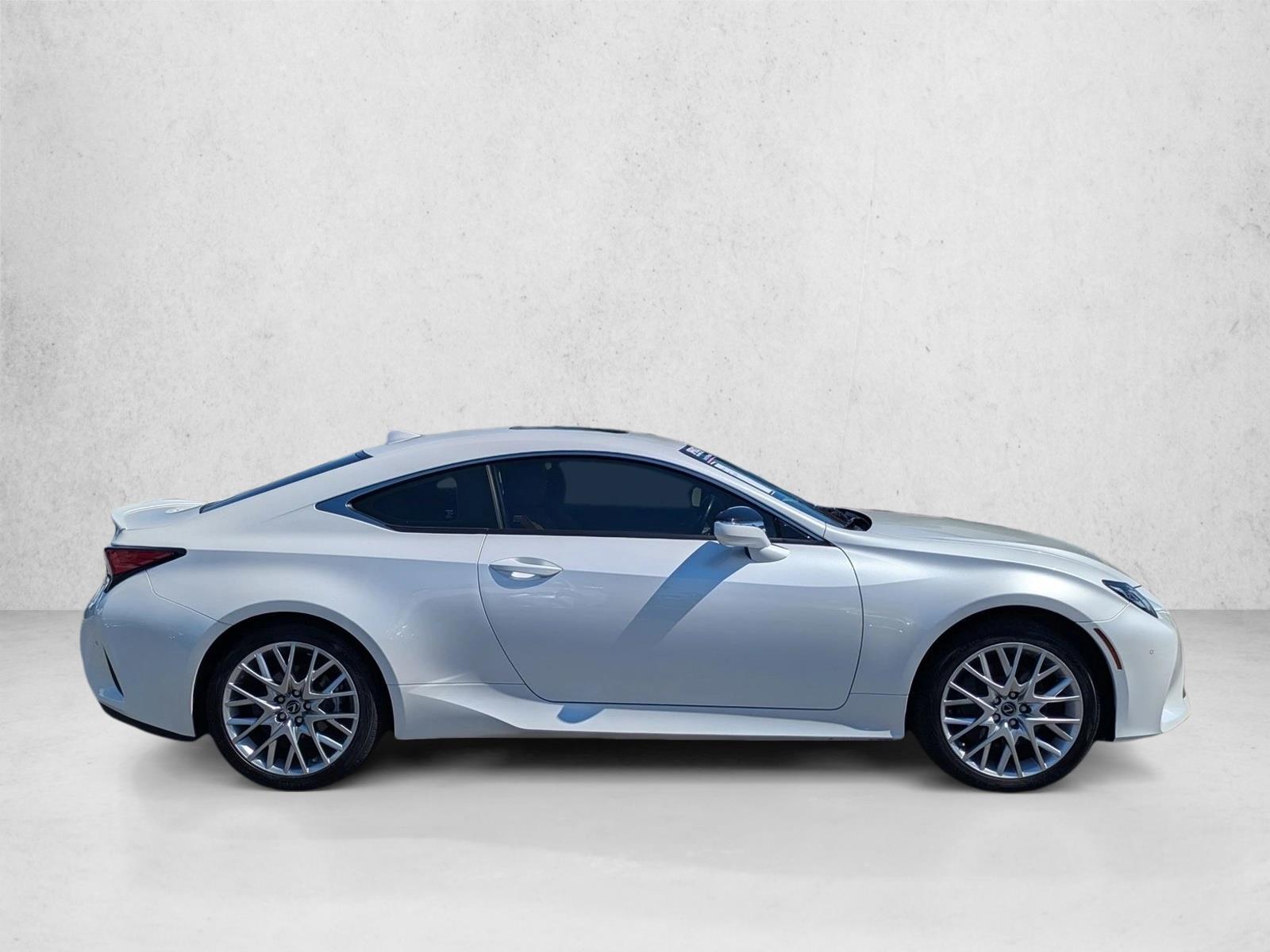 2021 Lexus RC 300 photo 4