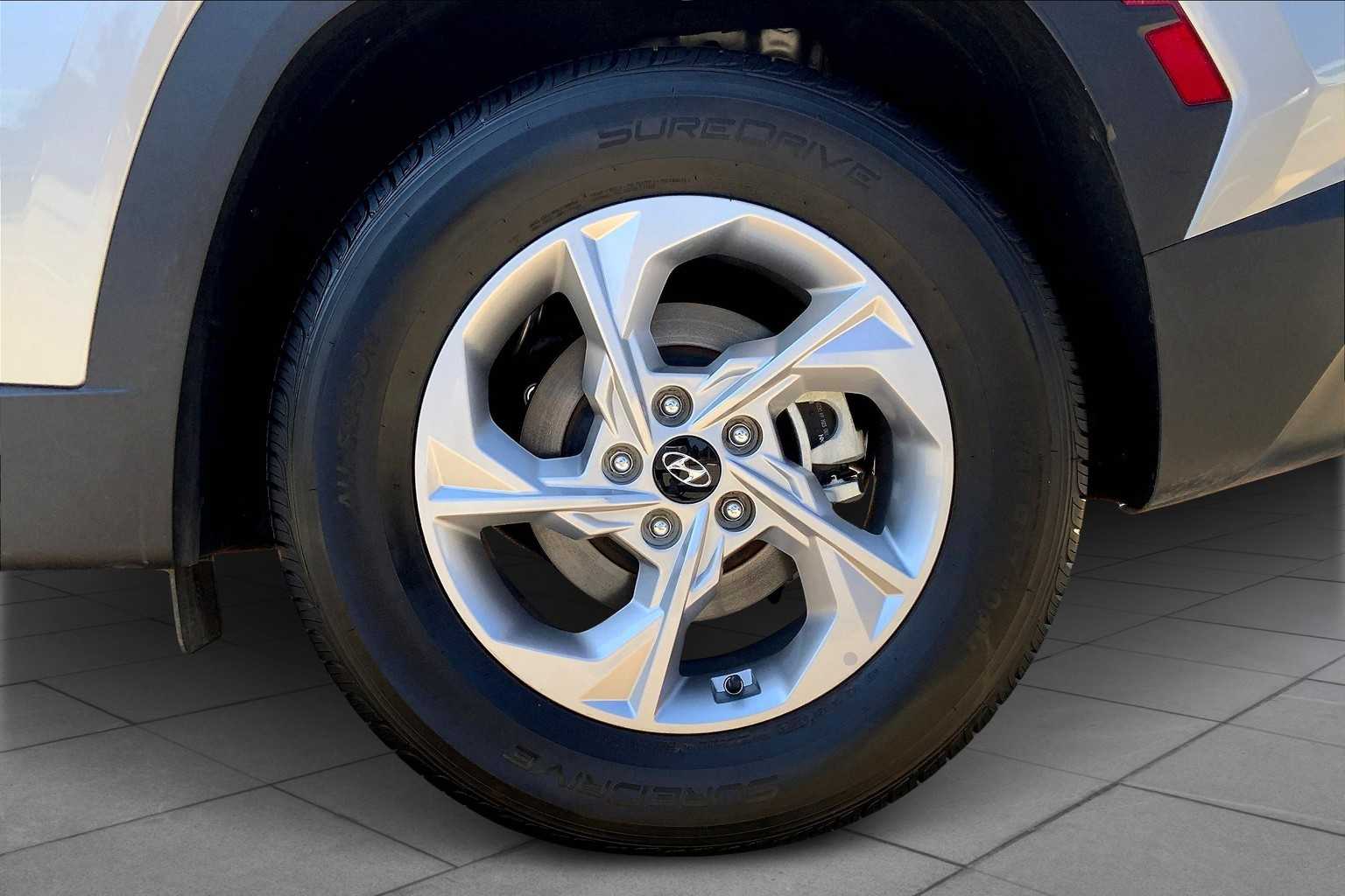 2024 Hyundai Tucson SEL photo 8