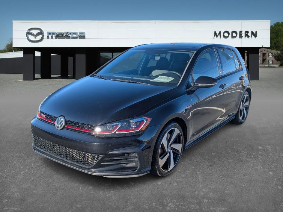 2020 Volkswagen Golf GTI SE's photo