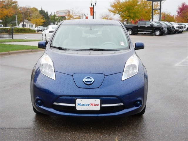 Used 2016 Nissan LEAF SV with VIN 1N4BZ0CPXGC307486 for sale in Inver Grove Heights, MN