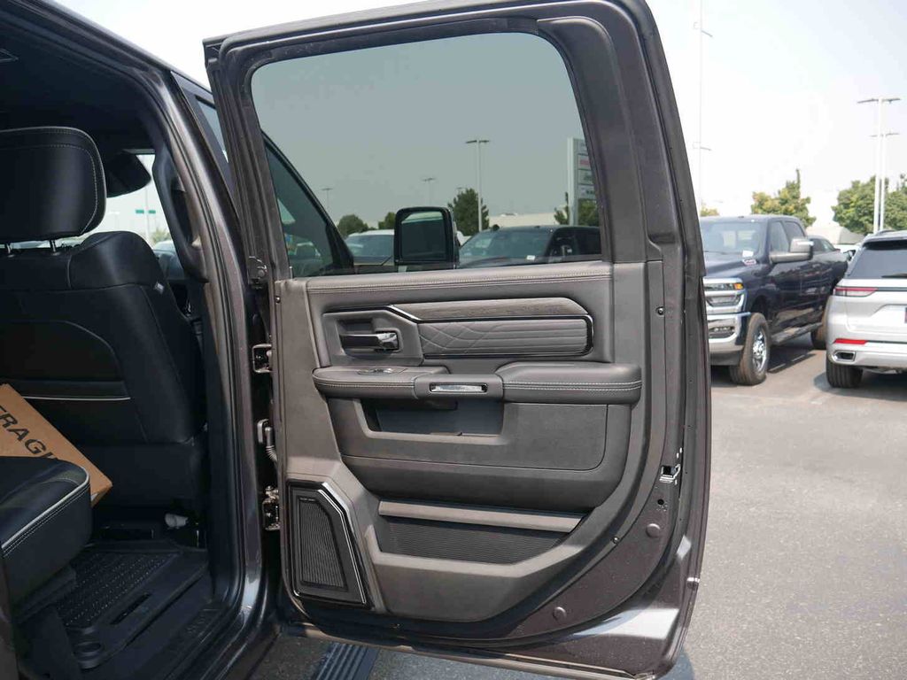 2026 Ram 3500 Limited photo 30