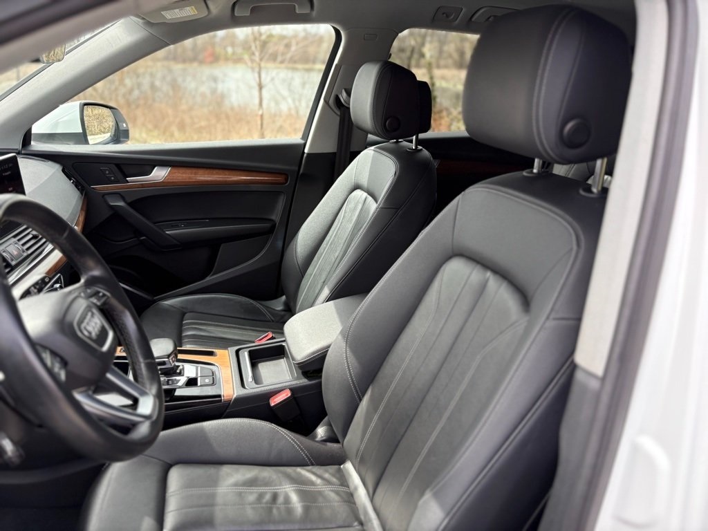 2022 Audi Q5 45 S line Premium photo 14