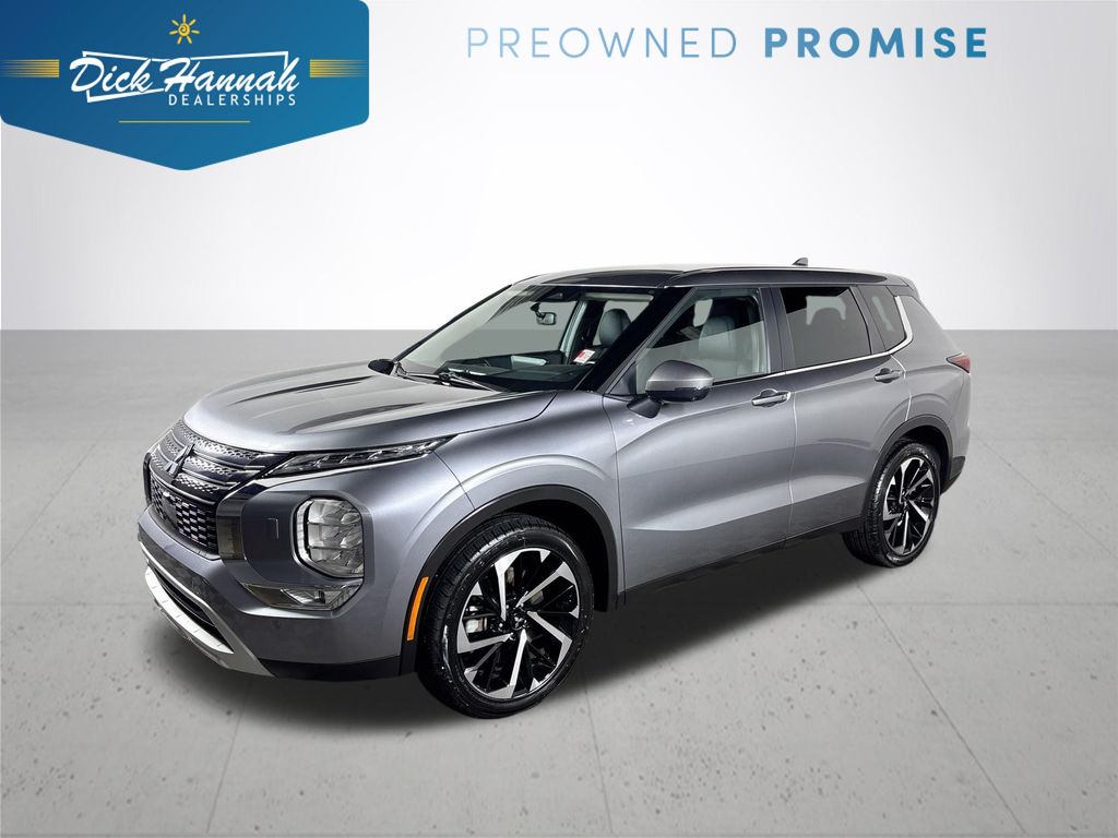 2024 Mitsubishi Outlander SE